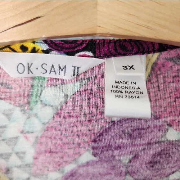 Ok-Sam ll embroidery fruitand flowers blouse - Picture 8 of 15